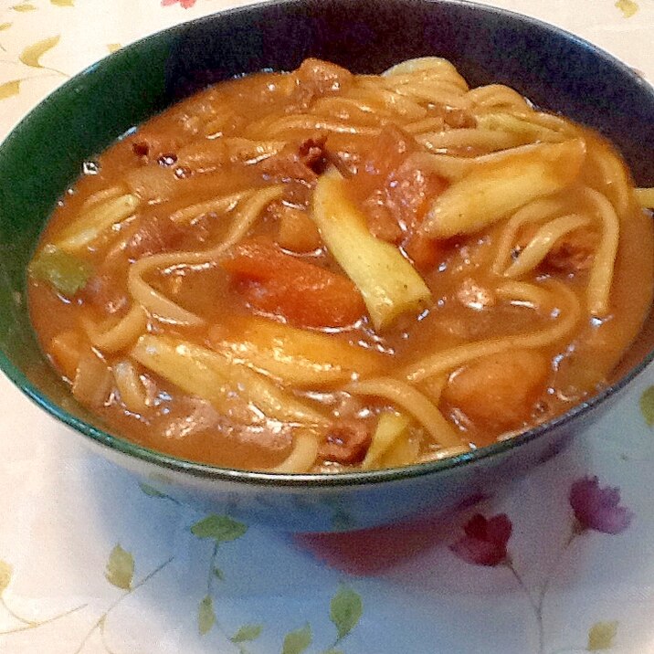 簡単カレーうどん☆残りのカレーとめんつゆで！